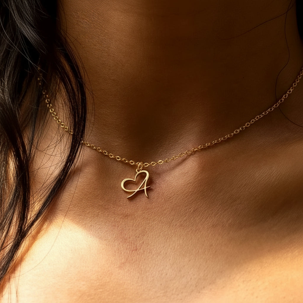 Saphira - Dainty Heart Letter Initial Necklace