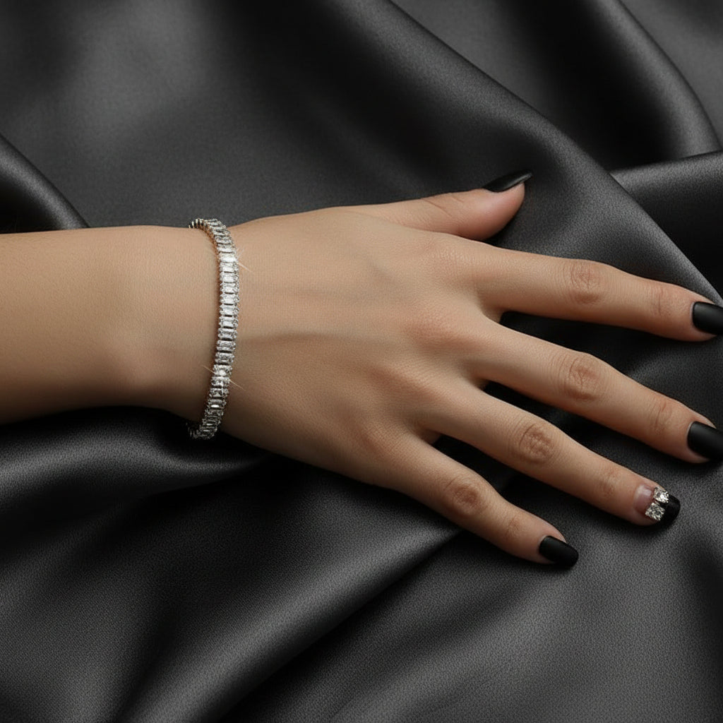 Robyn - Tennis Gold Bracelet