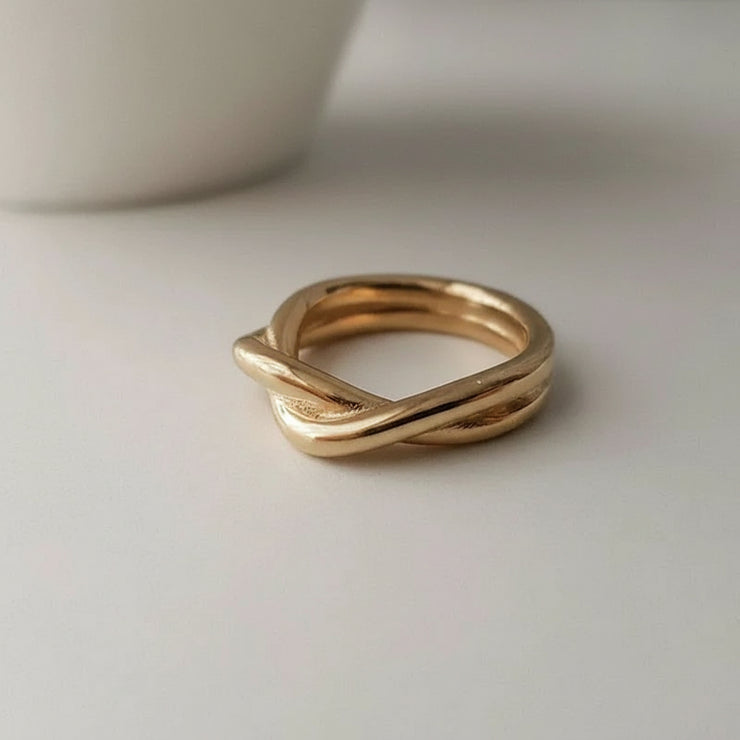 Lena - Twisted Gold Ring