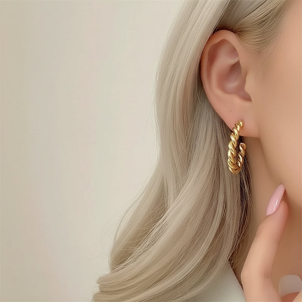 Reeva - Twist Earrings