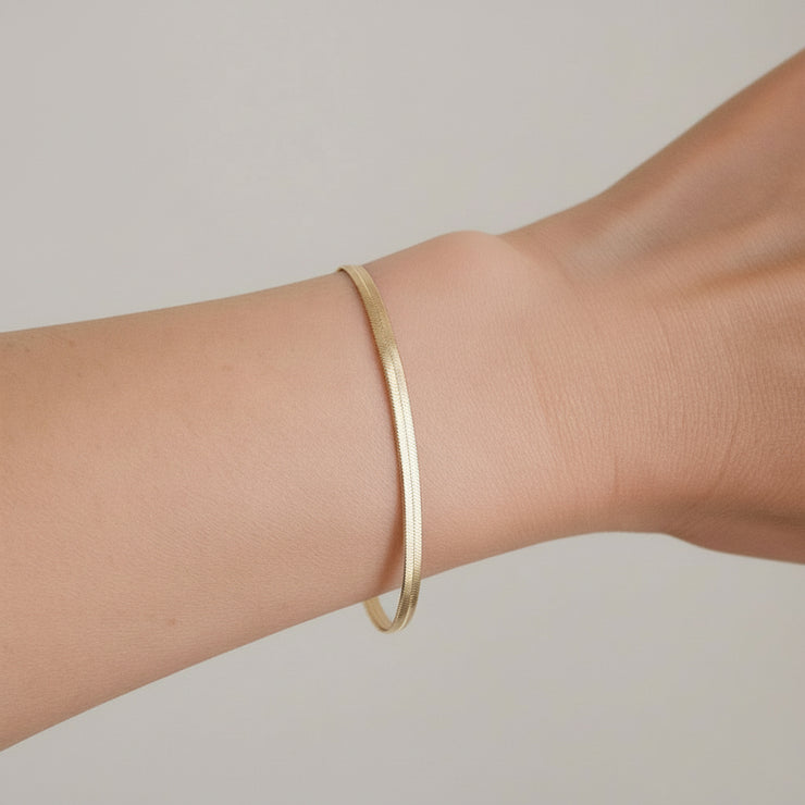 Mara - Bold Herringbone Bracelet