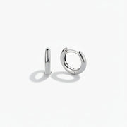 Neve - Hoop Earring