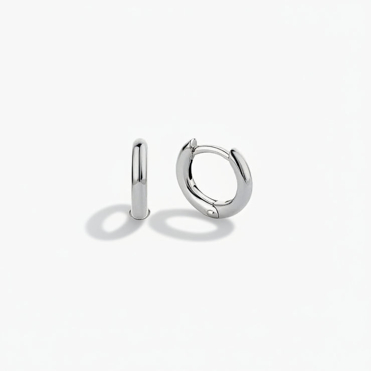 Neve - Hoop Earring