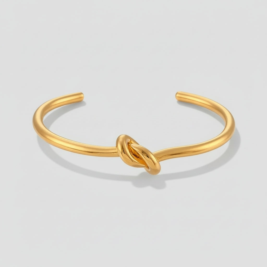 Leah Knot Gold Bangle