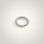 Kelly - Classic Twisted Ring