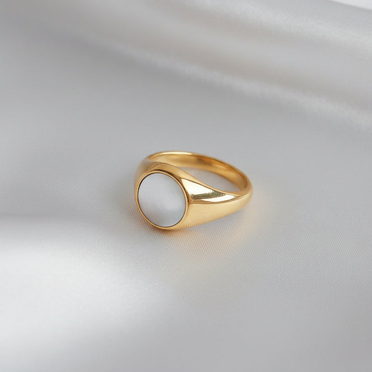Mariam - Pearl Gold Ring