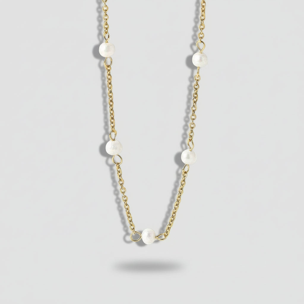 Pauline - Gold Pearl Necklace