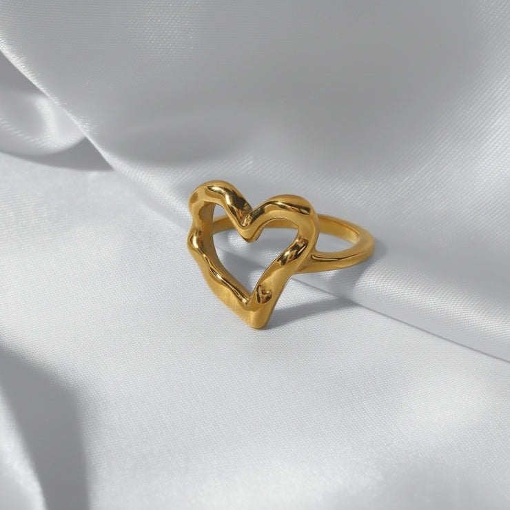 Nalini - Hollow Heart Ring