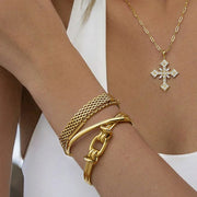 Naomi - Gold Knot Bangle