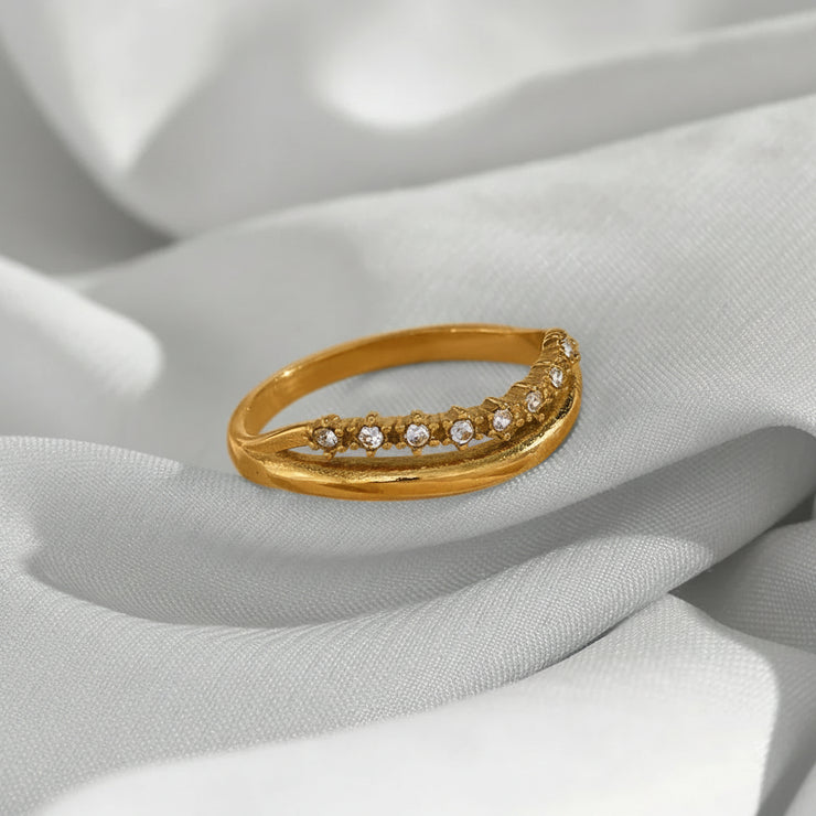 Priscilla - Diamond Simulant Gold Ring