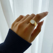 Nora - Smooth Shell Gold Ring