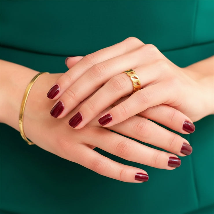 Priscilla - Loop Ring