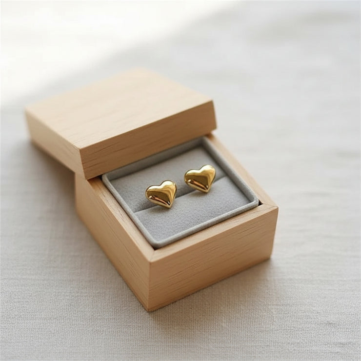 Tegan - Heart Earrings