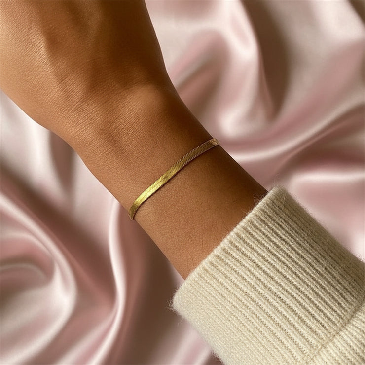 Mara - Bold Herringbone Bracelet