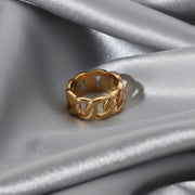 Stella - Gold Ring