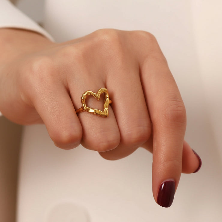 Nalini - Hollow Heart Ring