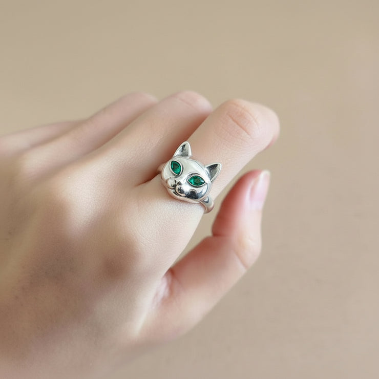 Ozzy - Blue Eye Cat Ring