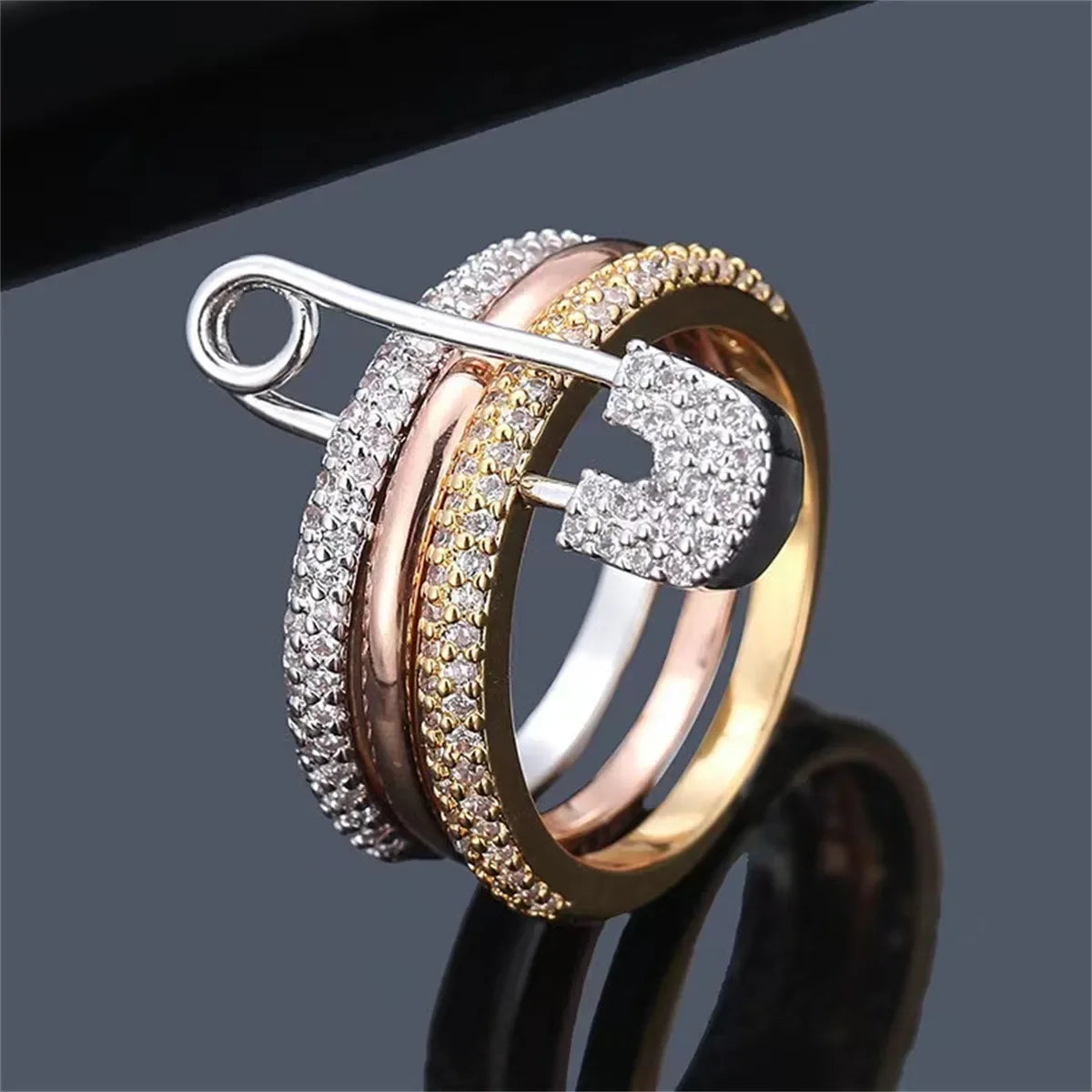 Zircon Pin Ring