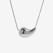 Malia - Sleek Bean Necklace