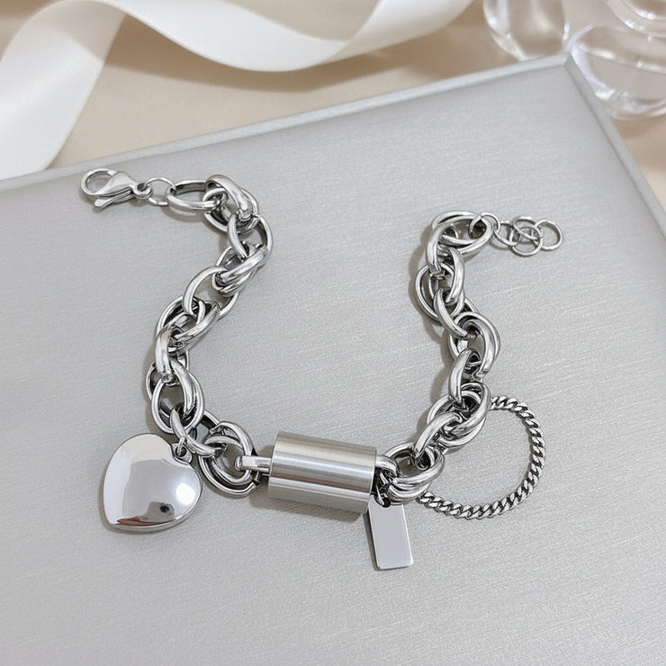 Isla - Chunky Chain Heart Bracelet Silver
