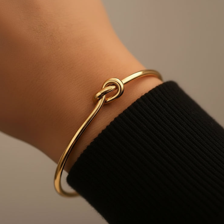 Orlena - Classic Knot Bracelet