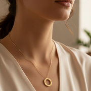 Lumaire – Eternal Necklace Gold