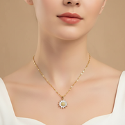 Roselle - Iconic Dainty Sunflower Necklace
