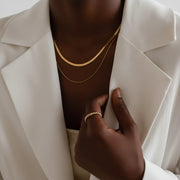 Kelly - Classic Twisted Ring